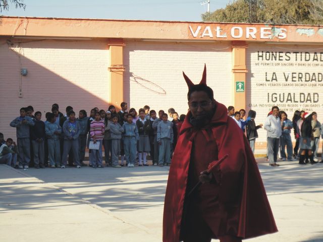 MMM, UN DIABLITO